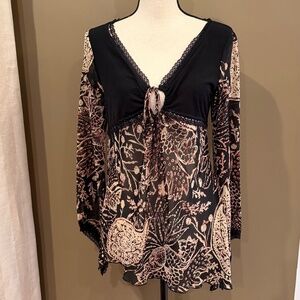 Dressbarn Boho Floral Leaf V-neck Asymmetrical Brown & Black Blouse, Size Medium